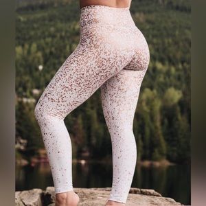 *SOLD* Zyia White Stay Gold Leggings